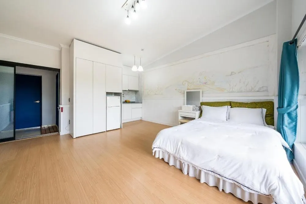 Ganghwa Marina Hotell Inchon 2*,
